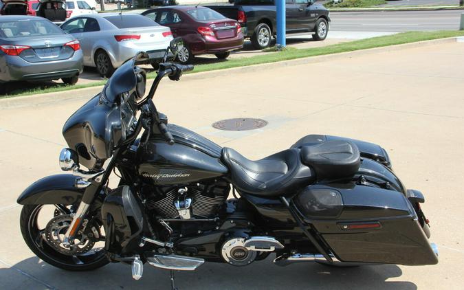 2017 Harley-Davidson CVO Street Glide