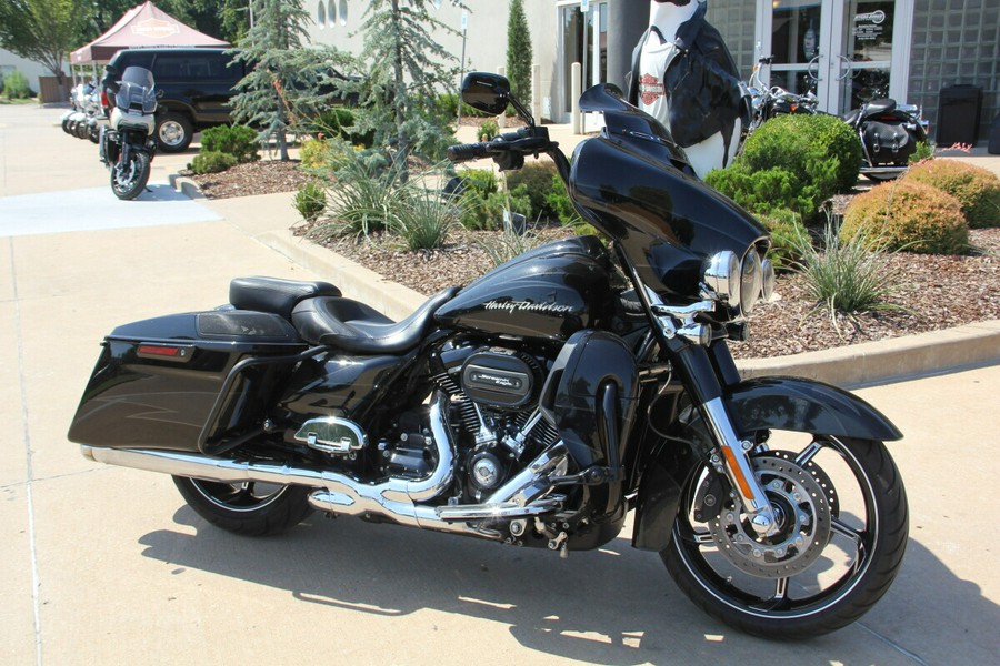 2017 Harley-Davidson CVO Street Glide