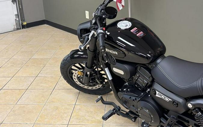 2025 Benda Chinchilla 300