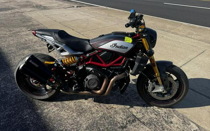 2022 Indian Motorcycle® FTR R Carbon Carbon Fiber