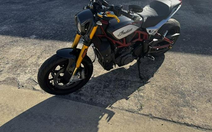 2022 Indian Motorcycle® FTR R Carbon Carbon Fiber