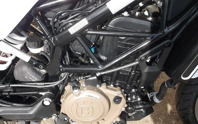 2023 Husqvarna® Vitpilen 401
