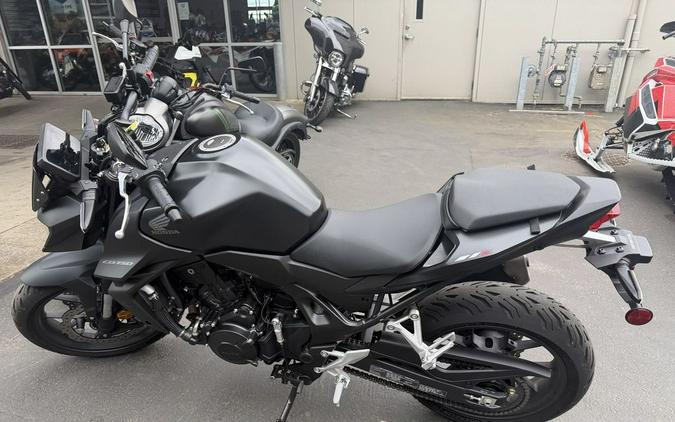 2025 Honda® CB750 Hornet