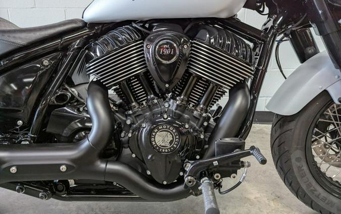 2026 Indian Chief Bobber Dark Horse Ghost White Metallic Smoke