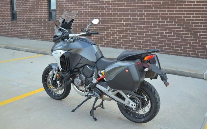 2021 Ducati Multistrada V4S Aviator Grey / Spoked Wheels