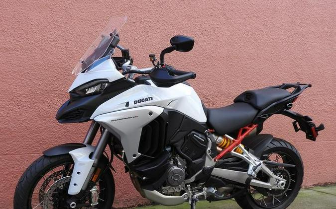 2023 Ducati Multistrada V4S Iceberg White - Spoked Wheels