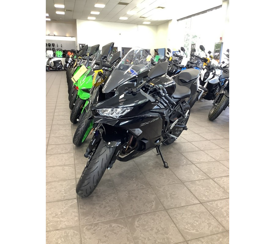 2024 Kawasaki Ninja ZX-4RR ABS