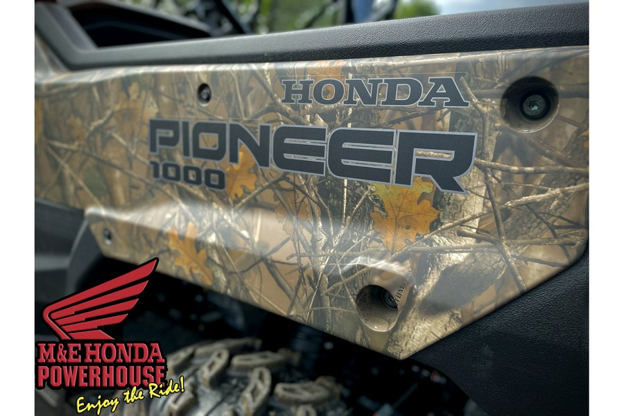 2023 Honda PIONEER 1000-6 DLX CREW