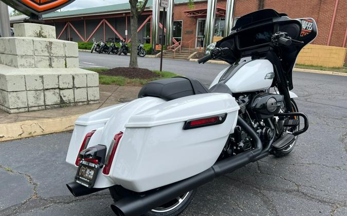 2024 FLHX Street Glide®