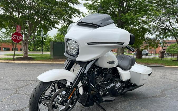 2024 FLHX Street Glide®