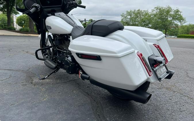 2024 FLHX Street Glide®