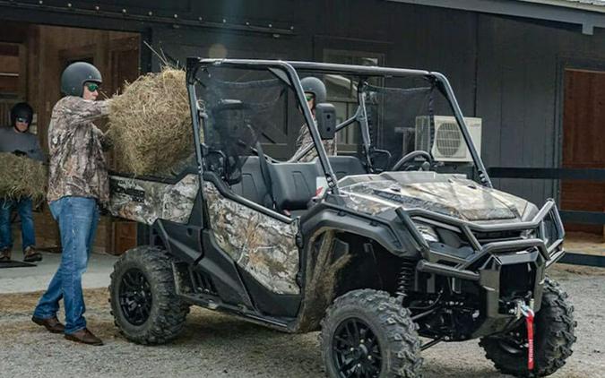 2024 Honda® Pioneer 1000 Forest