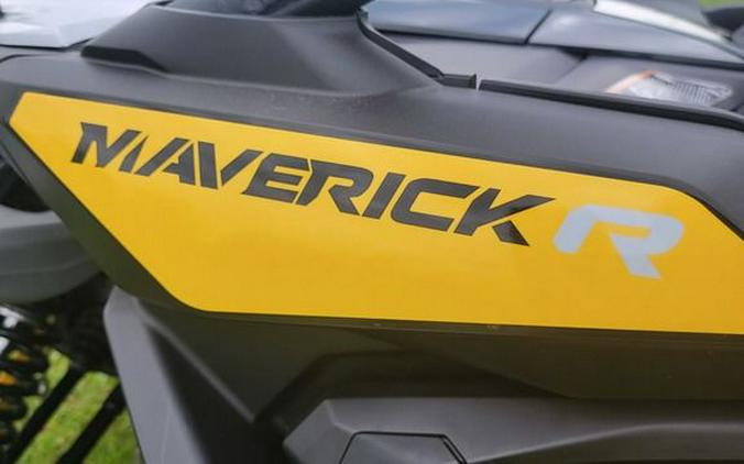 2024 Can-Am® Maverick R 999T DCT