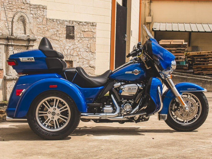 2024 Harley-Davidson® FLHTCUTG - Tri Glide® Ultra