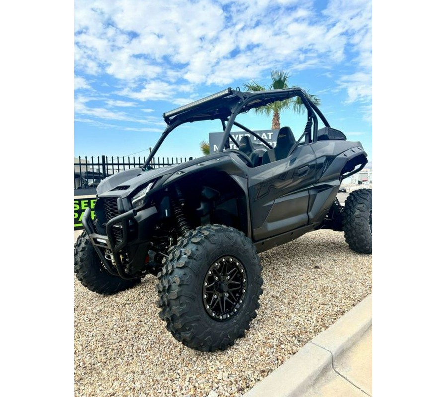 2025 Kawasaki Teryx KRX® 1000 Blackout Edition