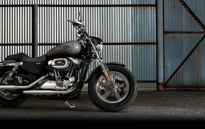 2016 Harley-Davidson® 1200 Custom XL1200C