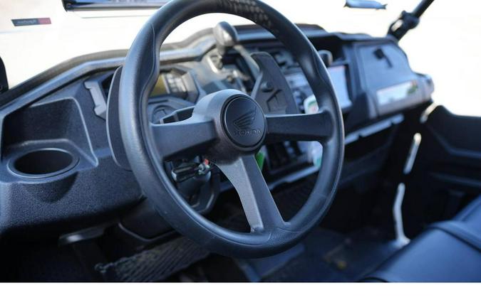 2025 Honda PIONEER 1000-6 DLX CRE