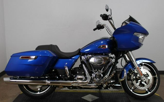 Harley-Davidson Road Glide™ 2024 FLTRX 84476788 BLUE BURST