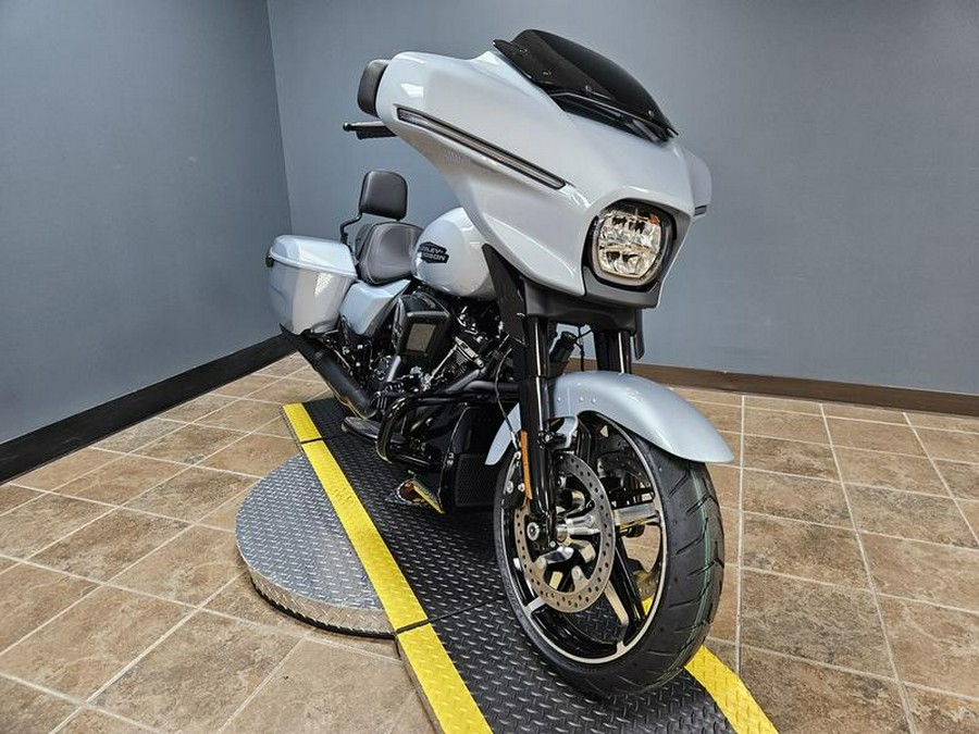 2024 Harley-Davidson® FLHX - Street Glide®