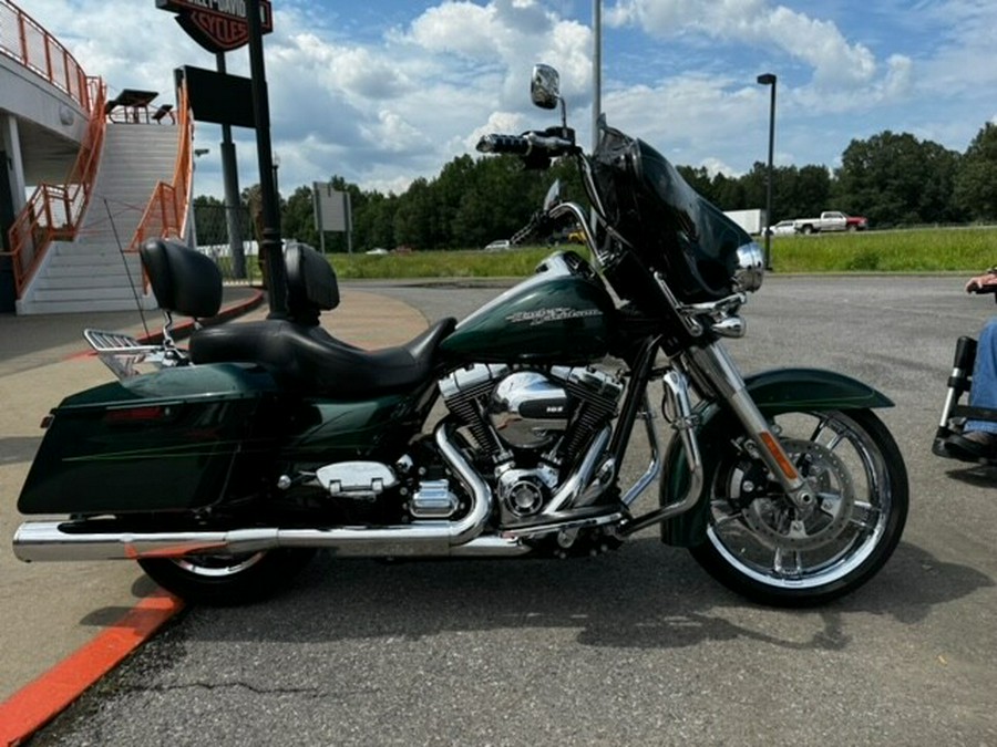 2015 Harley-Davidson Street Glide Special Deep Jade Pearl