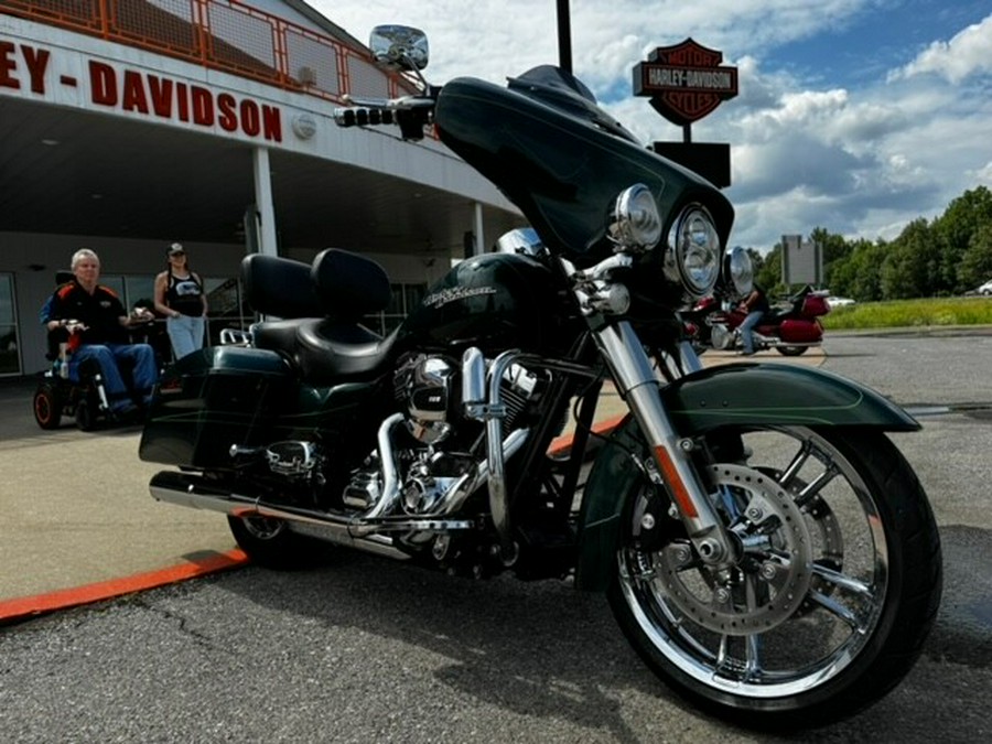 2015 Harley-Davidson Street Glide Special Deep Jade Pearl