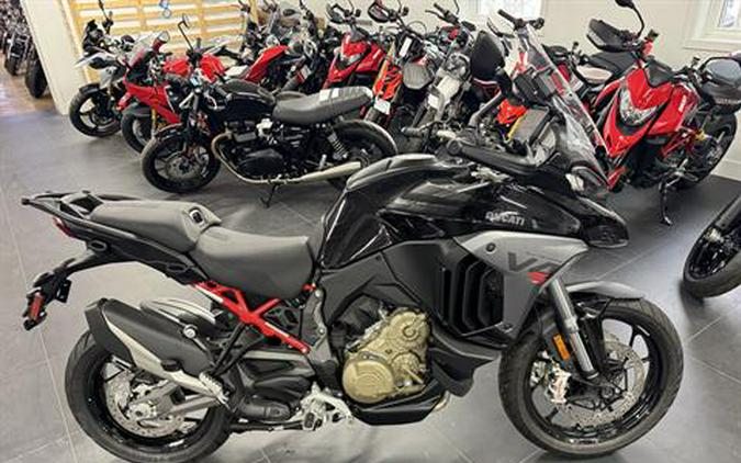 2025 Ducati Multistrada V4 S Travel & Radar