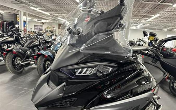 2025 Ducati Multistrada V4 S Travel & Radar