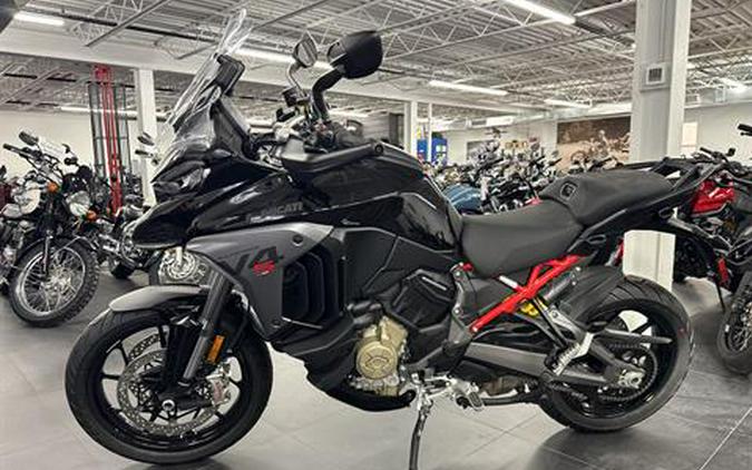 2025 Ducati Multistrada V4 S Travel & Radar
