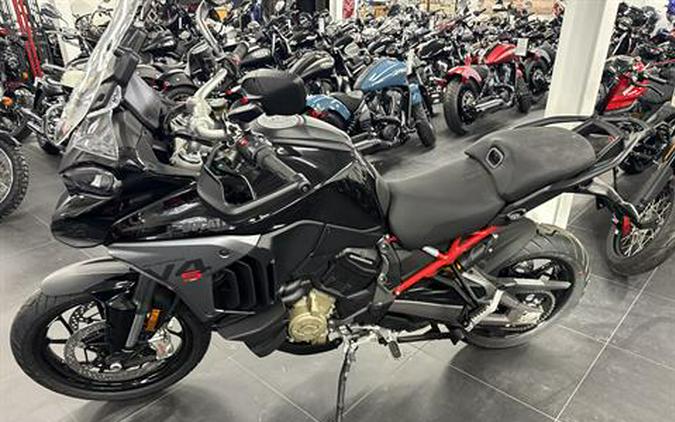2025 Ducati Multistrada V4 S Travel & Radar