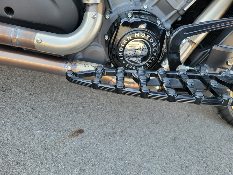 2023 Indian Challenger® Dark Horse®