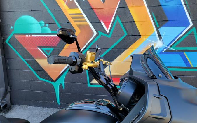 2023 Indian Challenger® Dark Horse®