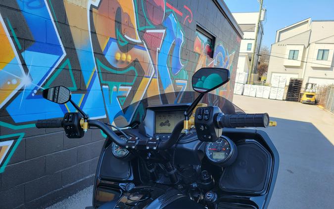 2023 Indian Challenger® Dark Horse®