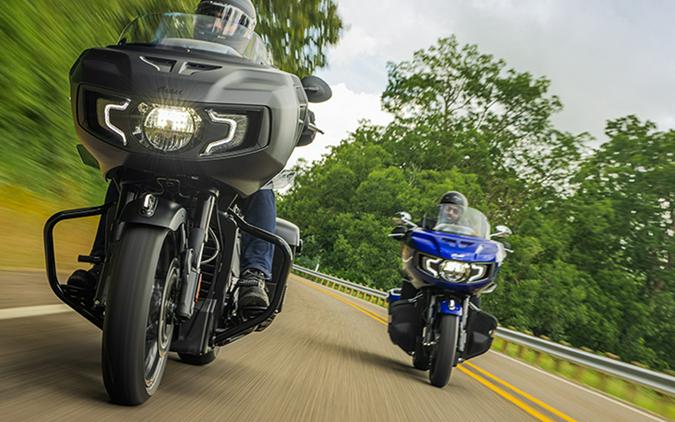 2023 Indian Challenger® Dark Horse®