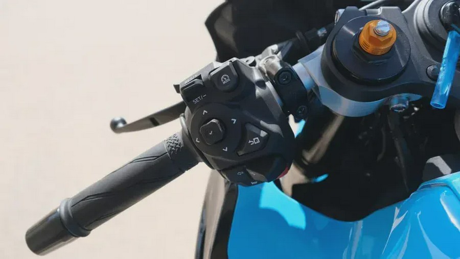 2026 YAMAHA YZF-R7