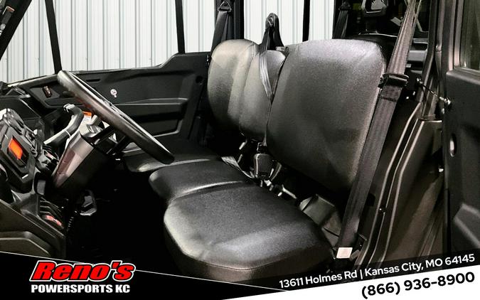 2027 Can-Am Defender MAX DPS™ CAB HVAC HD10