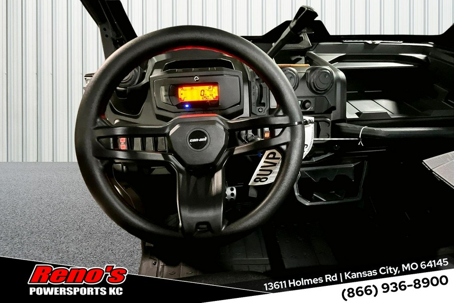 2027 Can-Am Defender MAX DPS™ CAB HVAC HD10