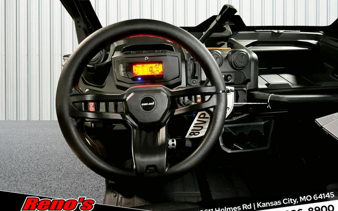 2027 Can-Am Defender MAX DPS™ CAB HVAC HD10