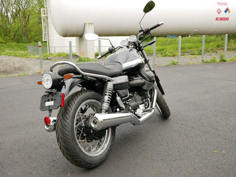 2024 Moto Guzzi V7 Special