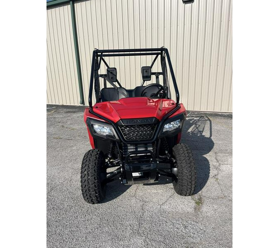 2025 Honda® Pioneer 520