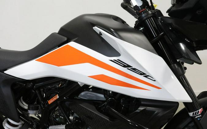 2021 KTM Adventure 390