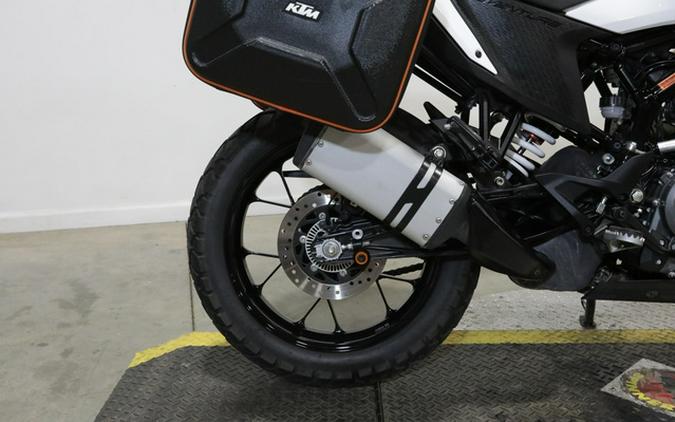 2021 KTM Adventure 390