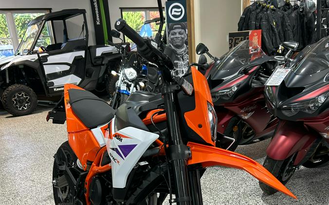 2025 KTM SMC 390 R