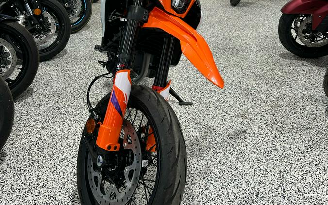 2025 KTM SMC 390 R