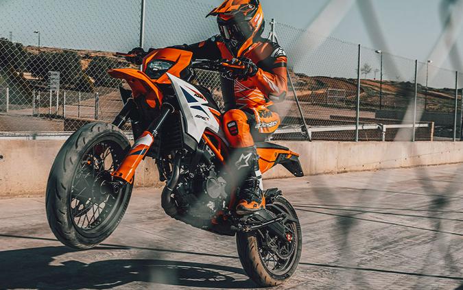 2025 KTM SMC 390 R