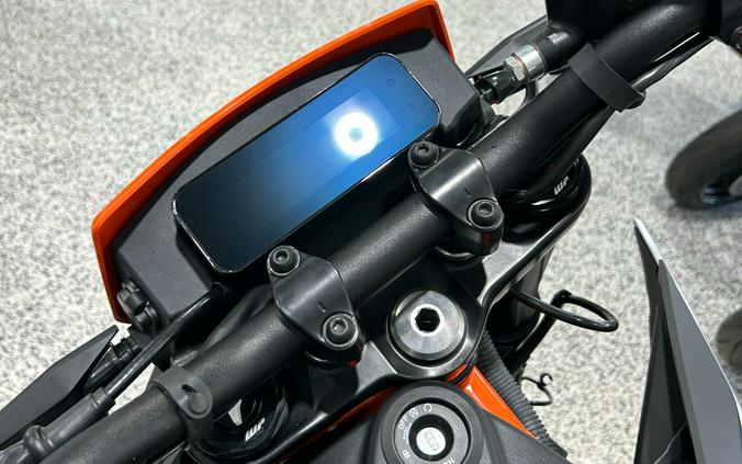 2025 KTM SMC 390 R
