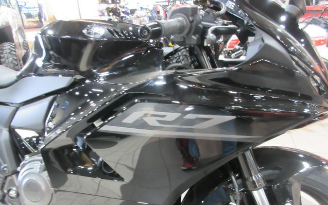 2026 YAMAHA YZF-R7