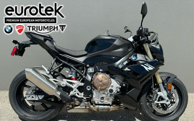 2024 BMW S 1000 R Black Storm Metallic