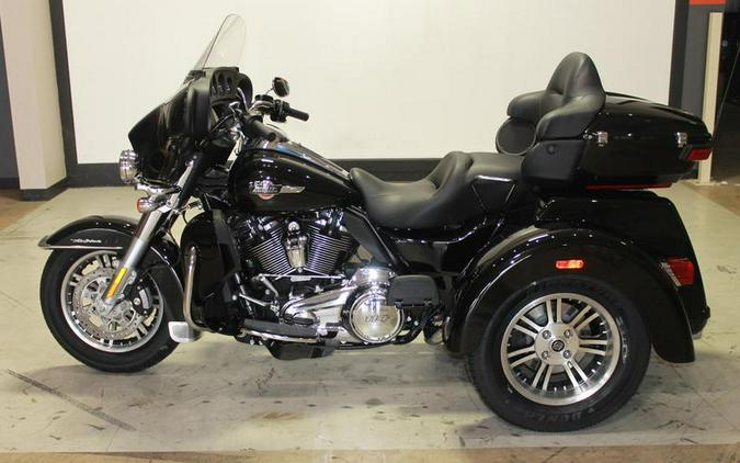 2024 Harley-Davidson® FLHTCUTG - Tri Glide® Ultra