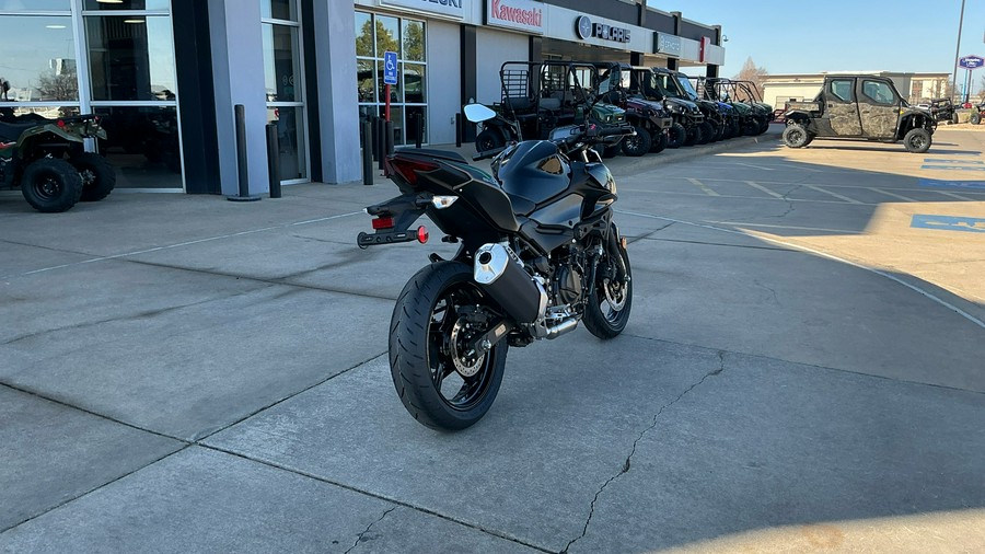 2025 Kawasaki Z500 ABS