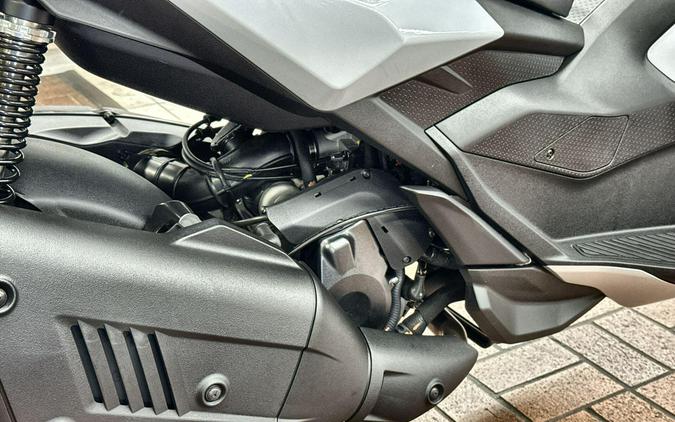 2027 APRILIA SR GT 400